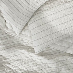 Pleated Striped Hand-Quilted Quilt Set size 102x106''