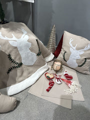 Rustic Reindeer & Elegant Beige Christmas Decor Combo Pack (7-Piece Set)