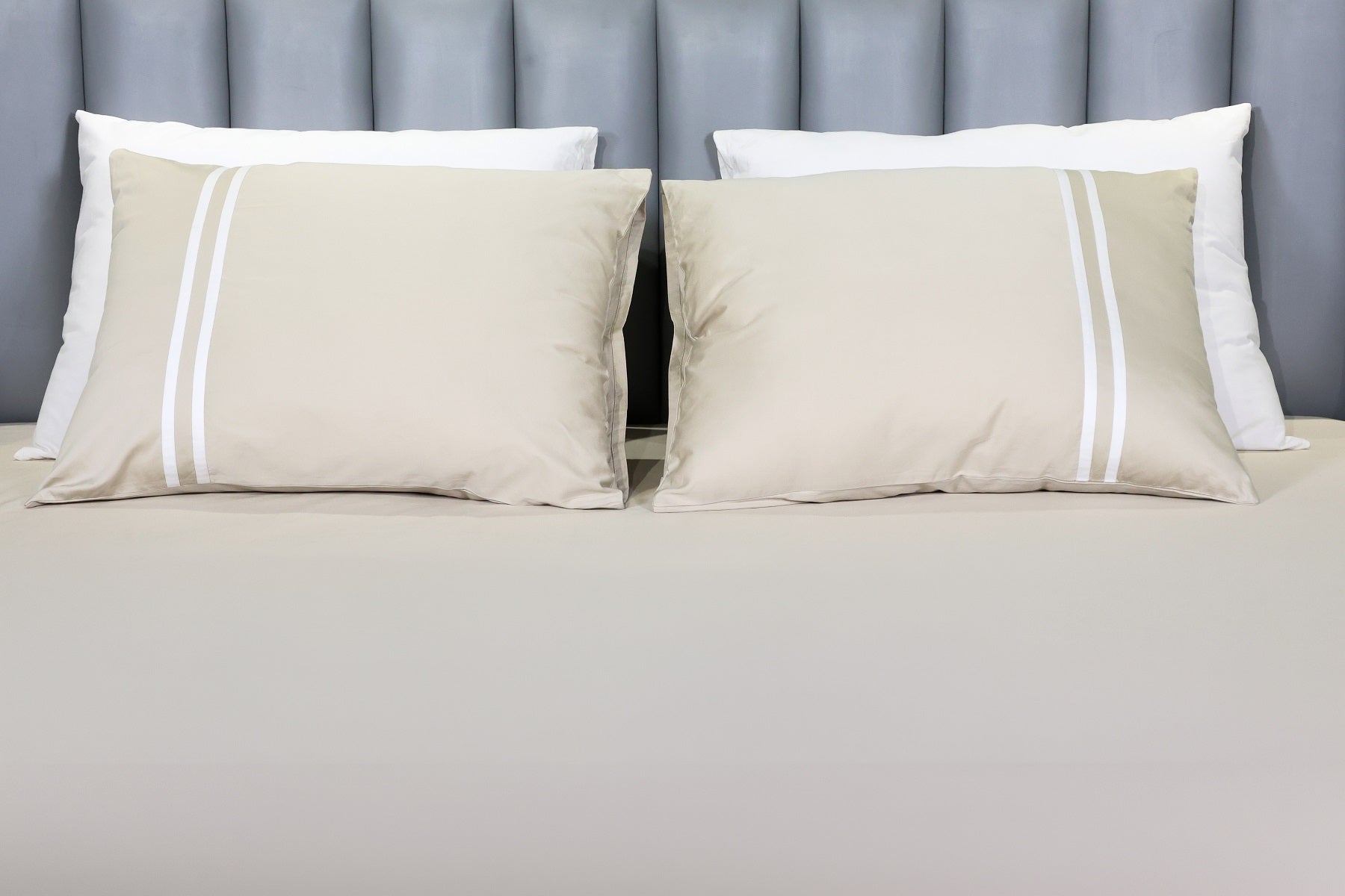 Premium Minimalist Linear 400Tc Cotton Satin Flat Bedding Set