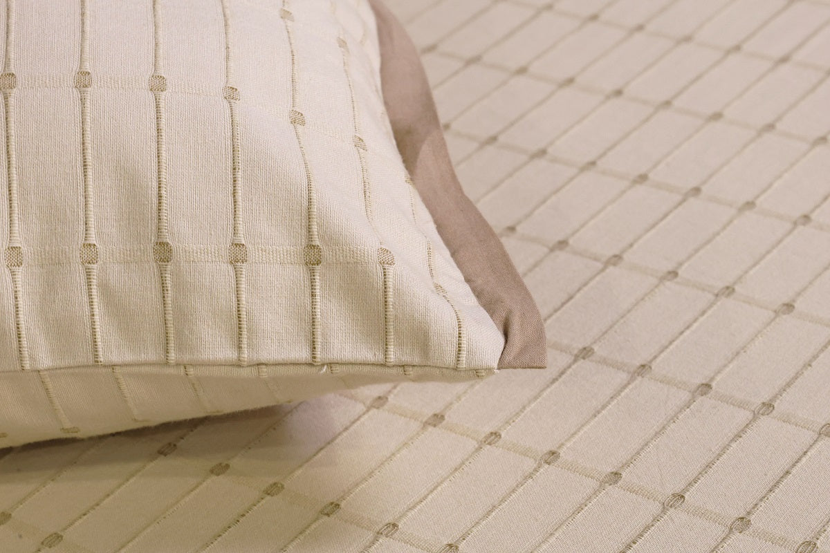 EcruE Luxury Cotton Ribbed Bed Cover