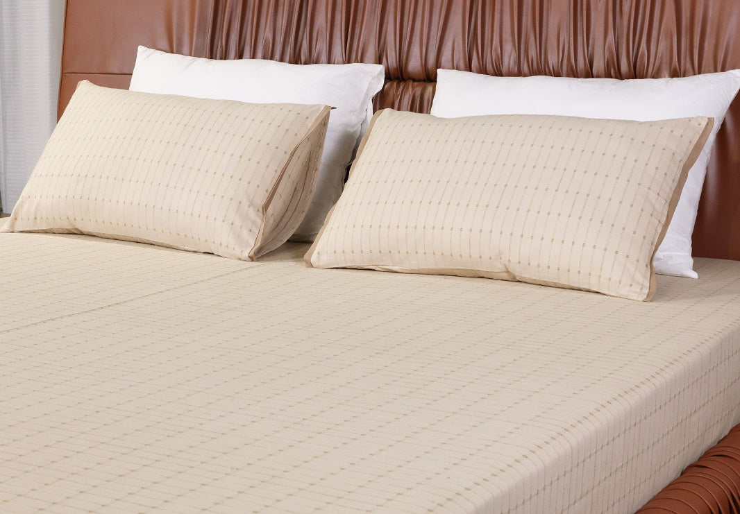 EcruE Luxury Cotton Ribbed Bed Cover