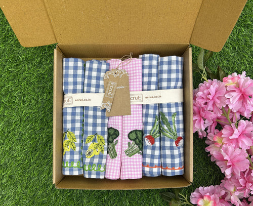 Classic Woven Cotton Check Embroidered Napkin Set Pack Of 4 Pieces