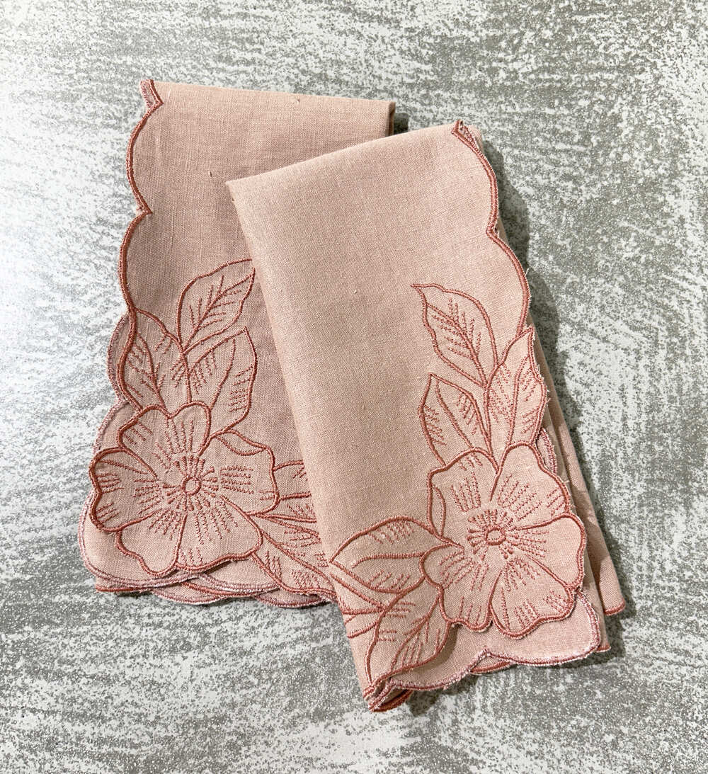 EcruE Luxury Embroidered Cotton Linen Table Linen Set