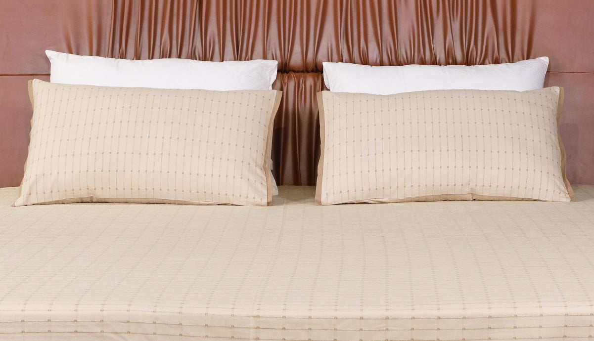 EcruE Luxury Cotton Ribbed Bed Cover