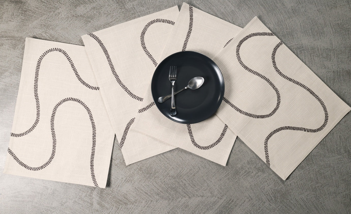 Serpentine Wave Embroidered Table Linen Set Pack of 8 pieces