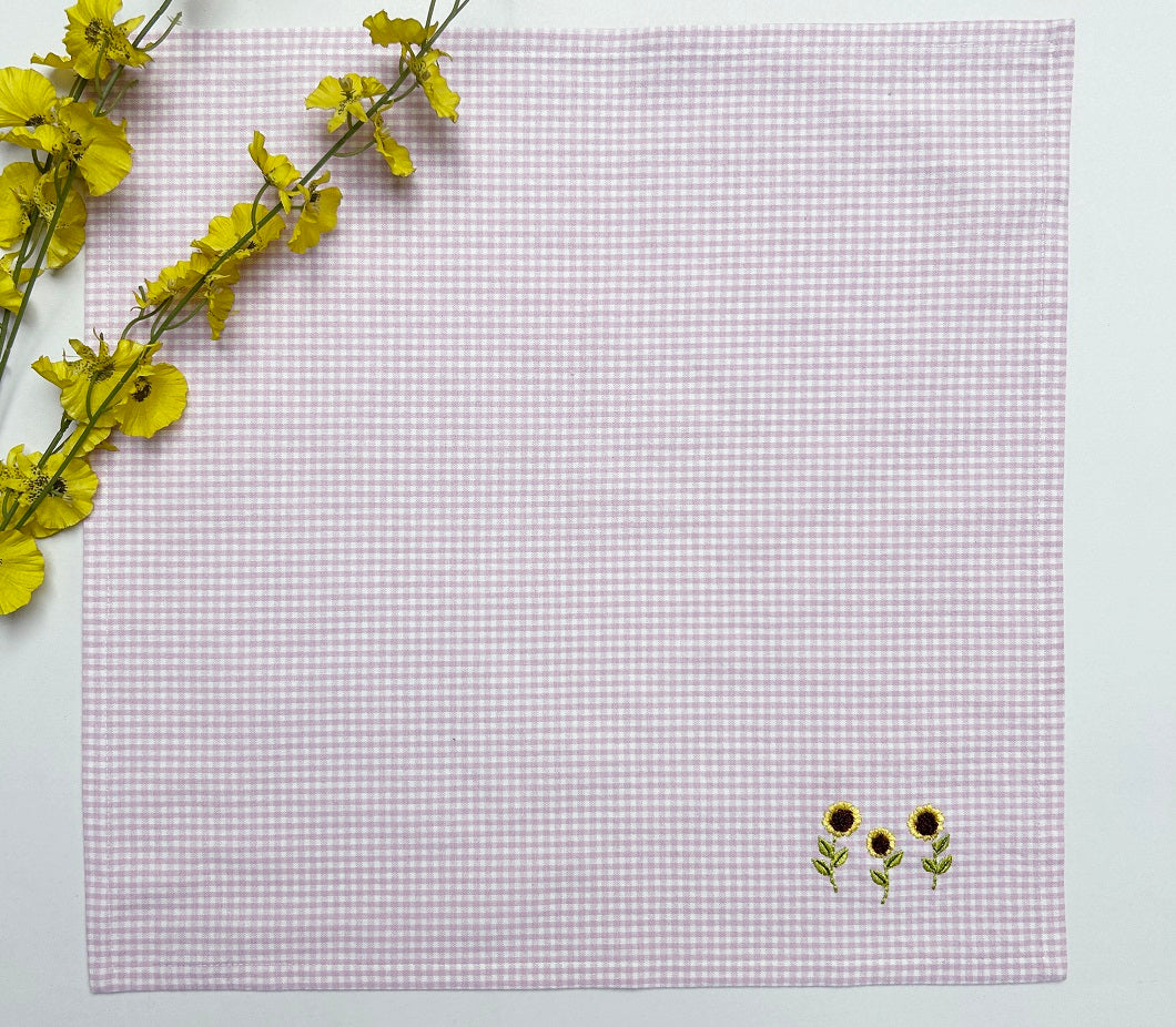 Charming  Embroidered Sunflower Napkin Set Pack Of 4 Pieces