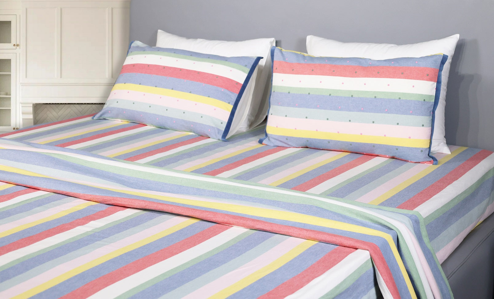 Studio Stripe Yarn-Dyed Cotton Flat Bed Sheet Set