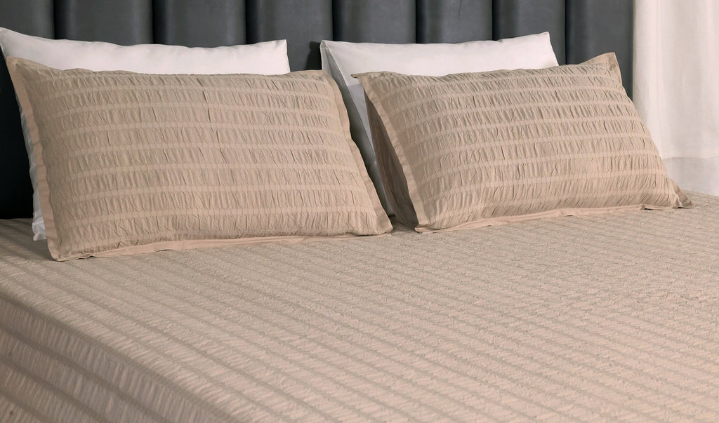 Artisanal Woven Searsucker Bed Cover Set