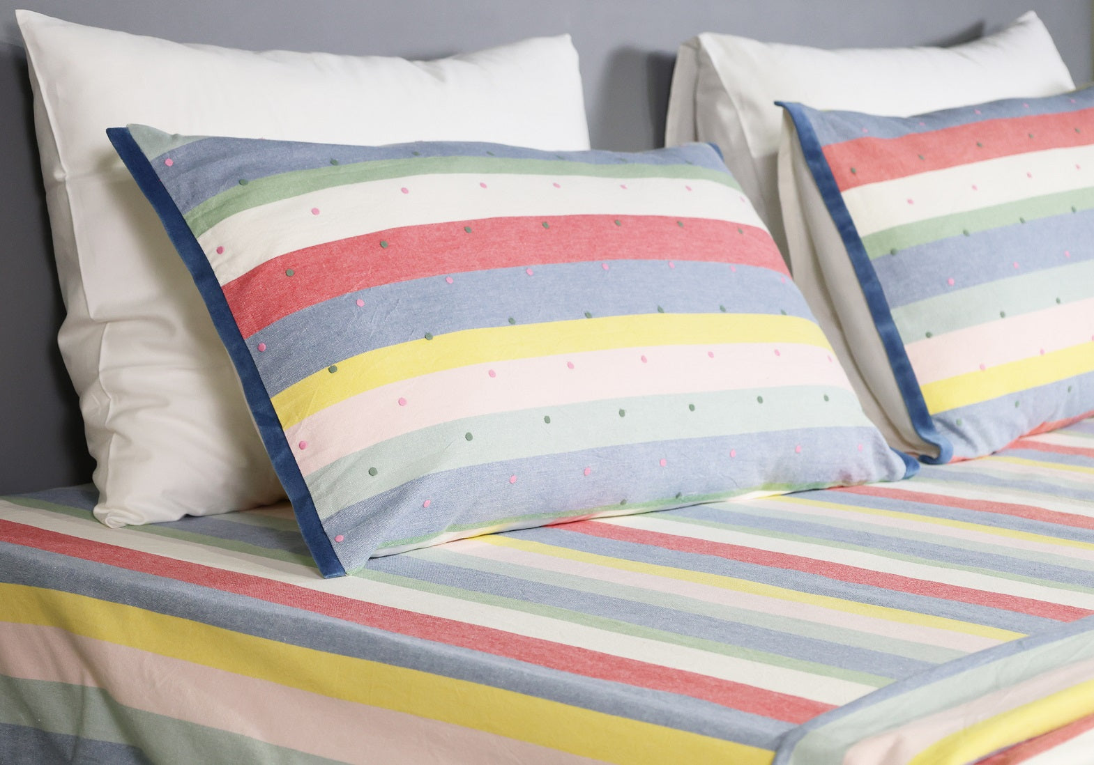 Studio Stripe Yarn-Dyed Cotton Flat Bed Sheet Set