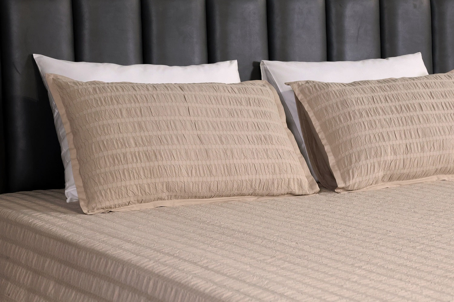 Artisanal Woven Searsucker Bed Cover Set