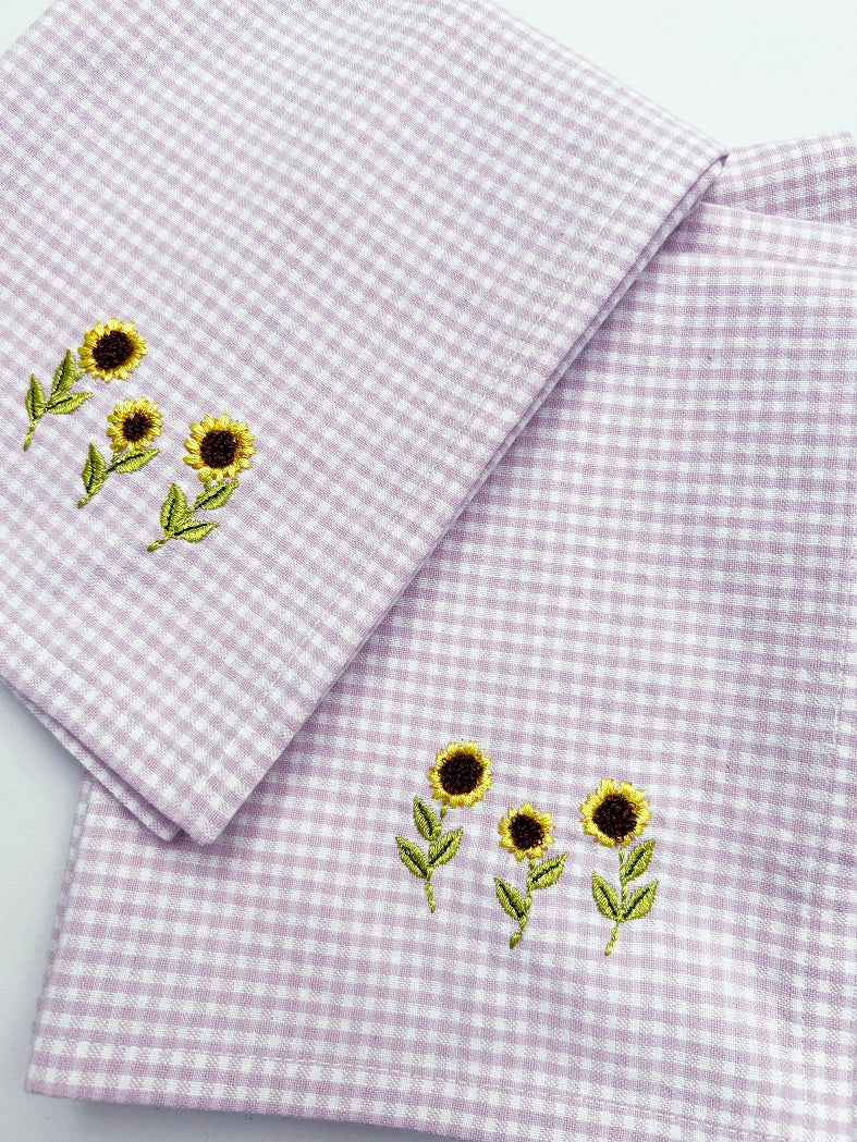 Charming  Embroidered Sunflower Napkin Set Pack Of 4 Pieces