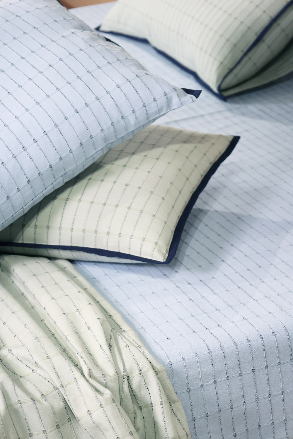 EcruE Luxury Cotton Ribbed Bed Cover