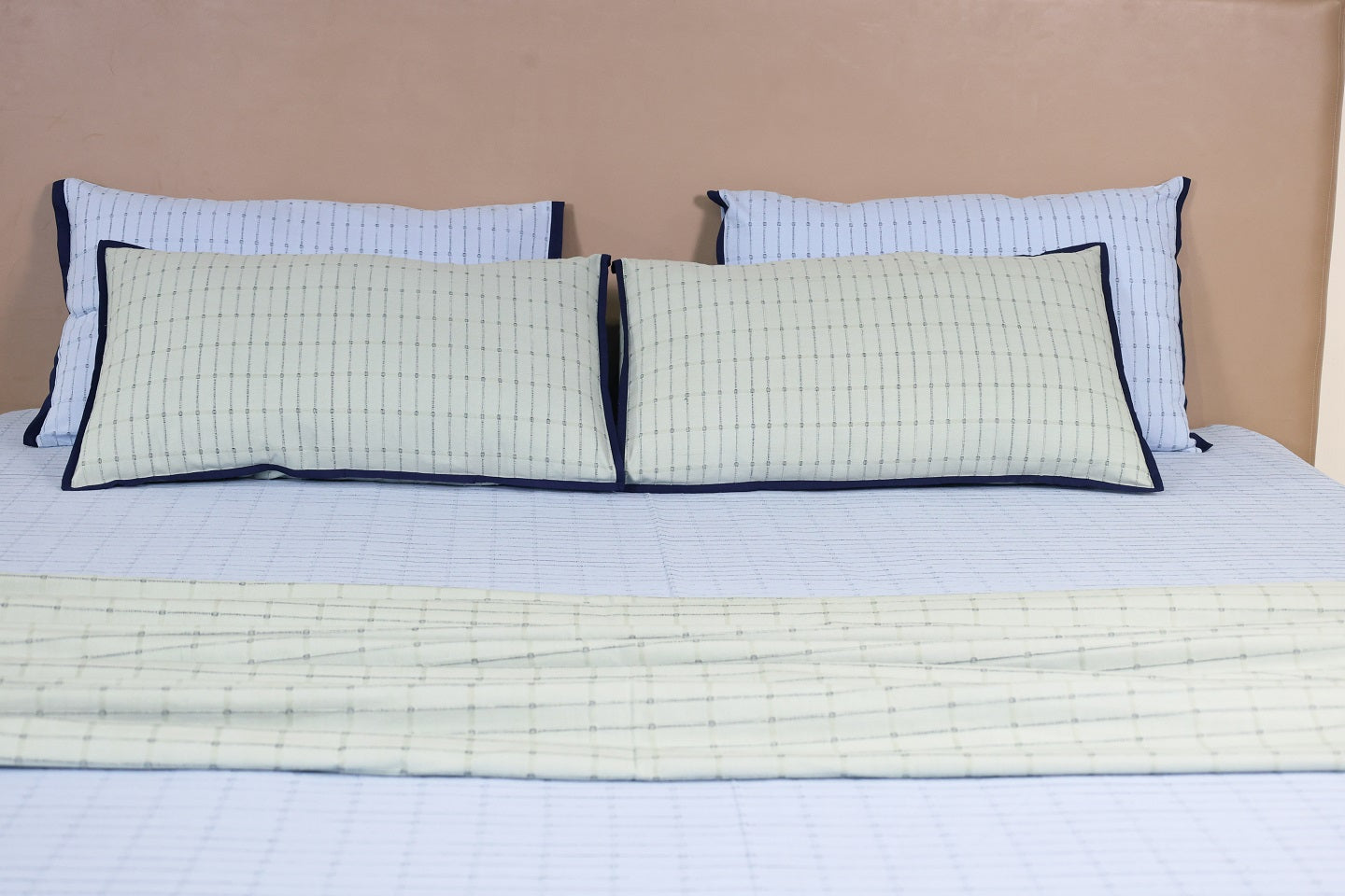 EcruE Luxury Cotton Ribbed Bed Cover