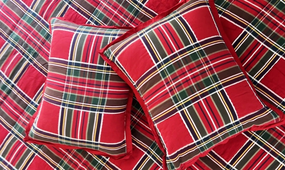 Crimson Manor Woven Plaid Quilt Set