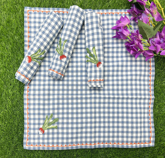 Embroidered Napkin size 18x18'' Set of 04pieces