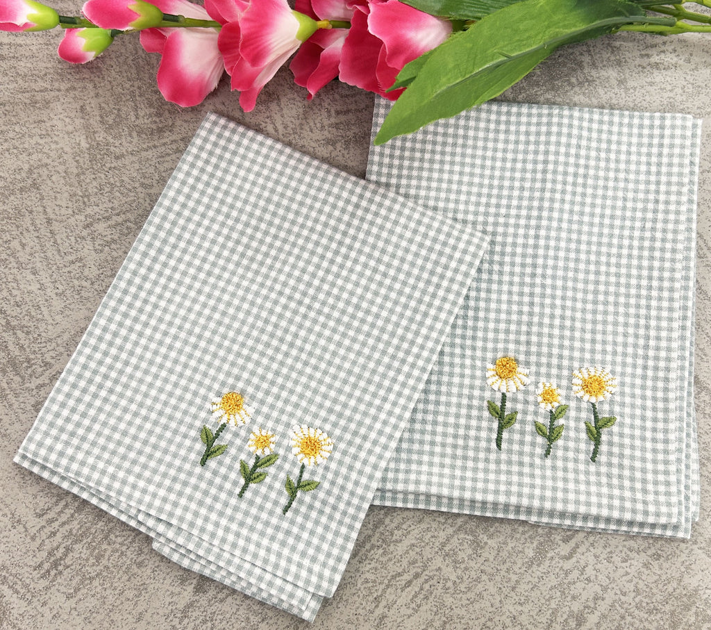 Charming  Embroidered Sunflower Napkin Set Pack Of 4 Pieces