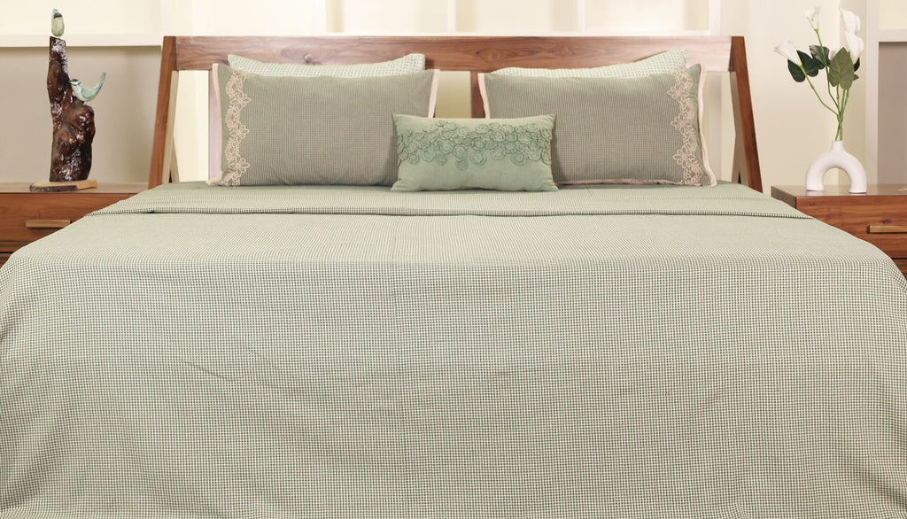 Mini-Gingham & Velvet Trim Bed Sheet Set