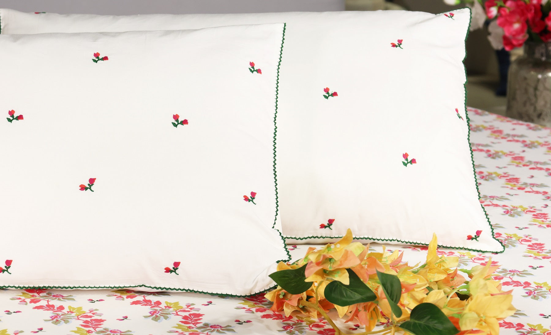 Elevate Aesthetic Cotton Printed Flat Bed Sheet Set