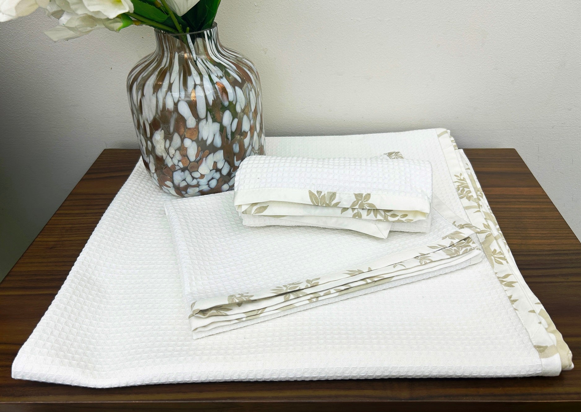 Alabaster Flora Satin-Frame White Cotton Waffle Towel Set Of 4 Pieces