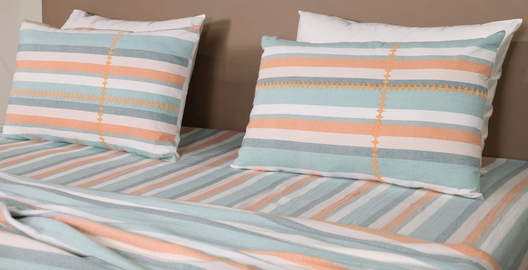 Artisan Yarn-Dyed 100Tc Striped Cotton Flat Bed Sheet Set