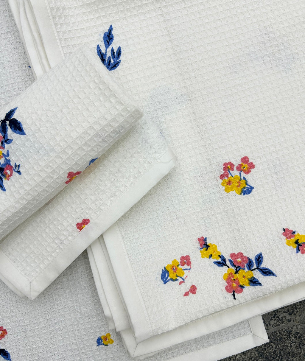 Primrose Meadow Satin-Frame Cotton Waffle Towel Set Of 4 Pieces