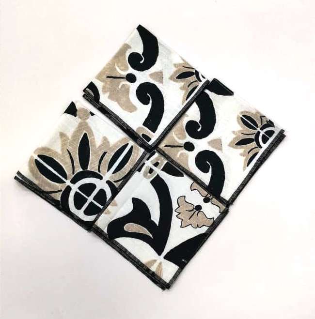 Classic Printed Napkin Set Pack Of 4 Pieces