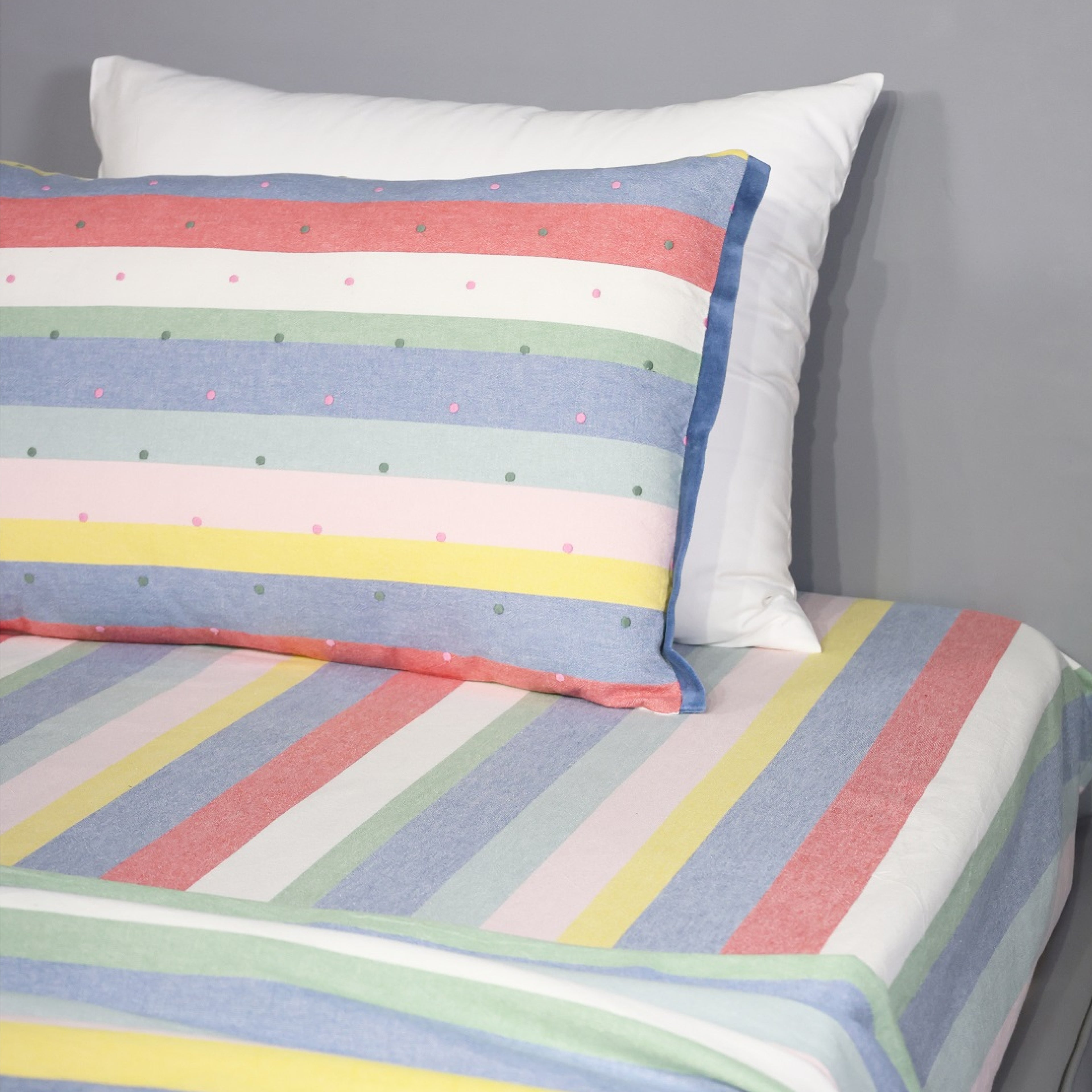 Studio Stripe Yarn-Dyed Cotton Flat Bed Sheet Set
