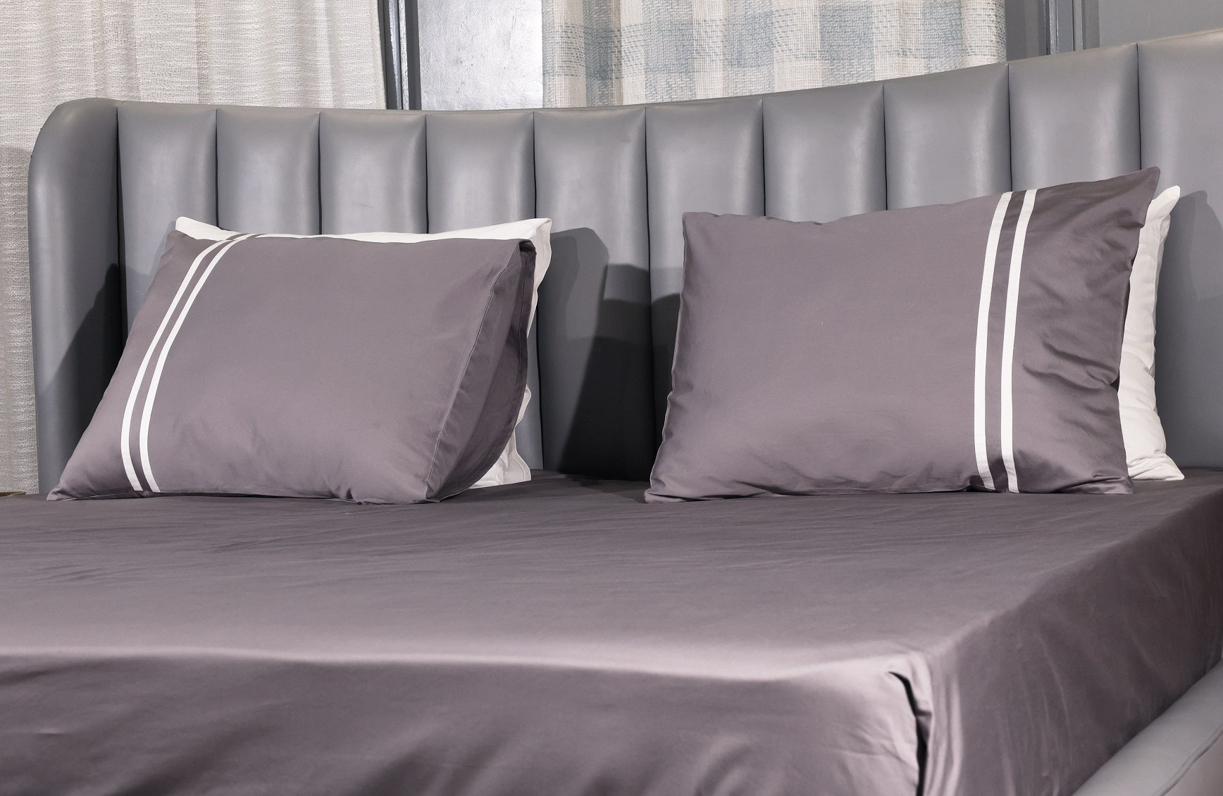Minimalist Linear 400TC Cotton Satin Bedding Set Size 104x105