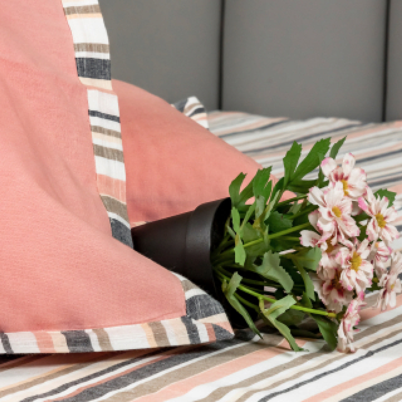 Luxury Cotton Woven Stripe Bed Sheet Set