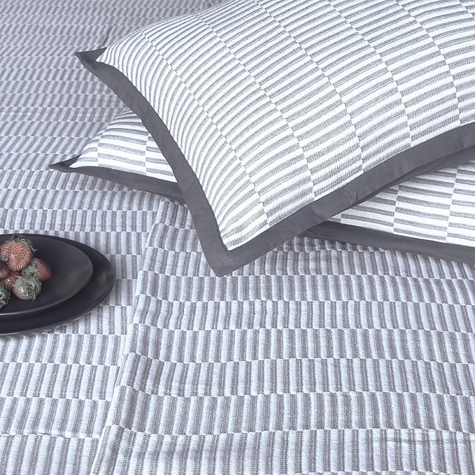 EcruE Luxury Montage Matelasse 80TC Woven Cotton Bed Cover Set | Elegant Home Décor Accent