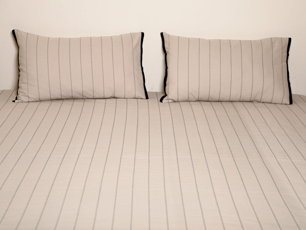 Base Fabric-Yarn Dyed Woven Pleated Stripe Cotton  Bed Sheet Size-92 x 95 Inches  Pillow Case-17 x 27 Inches