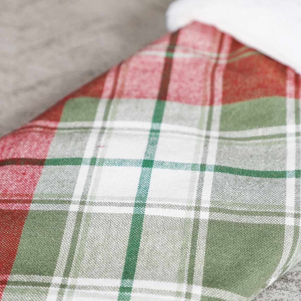 Yarn Dyed Woven Plaid Stocking