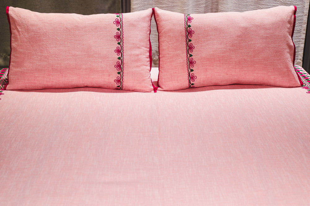Yarn Dyed Woven Chambray Embroidered Bed Cover Set