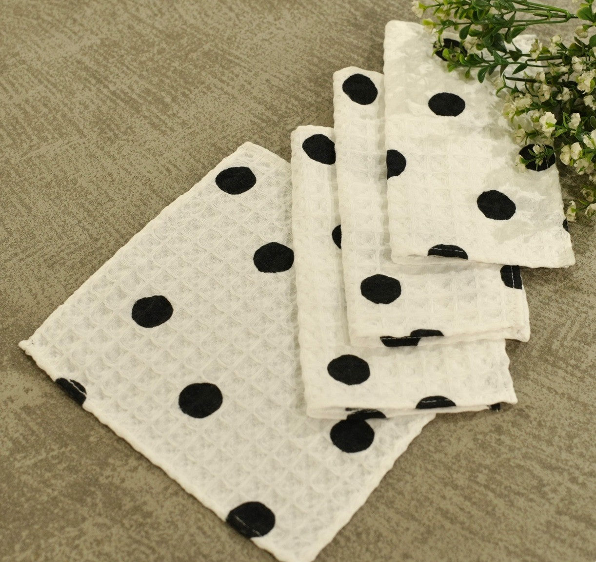 Premium Domino Polka-Dot Waffle Dish Cloth Set Pack Of 4 Pieces