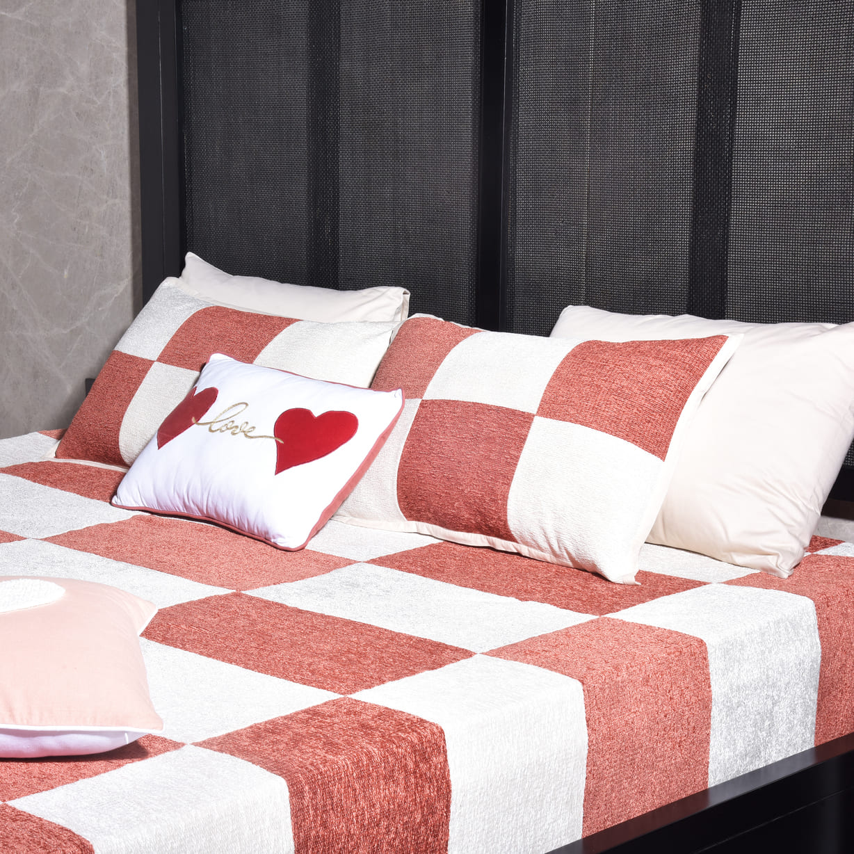 Elegant Chenille/Cotton Checkerboard Bed Cover Set