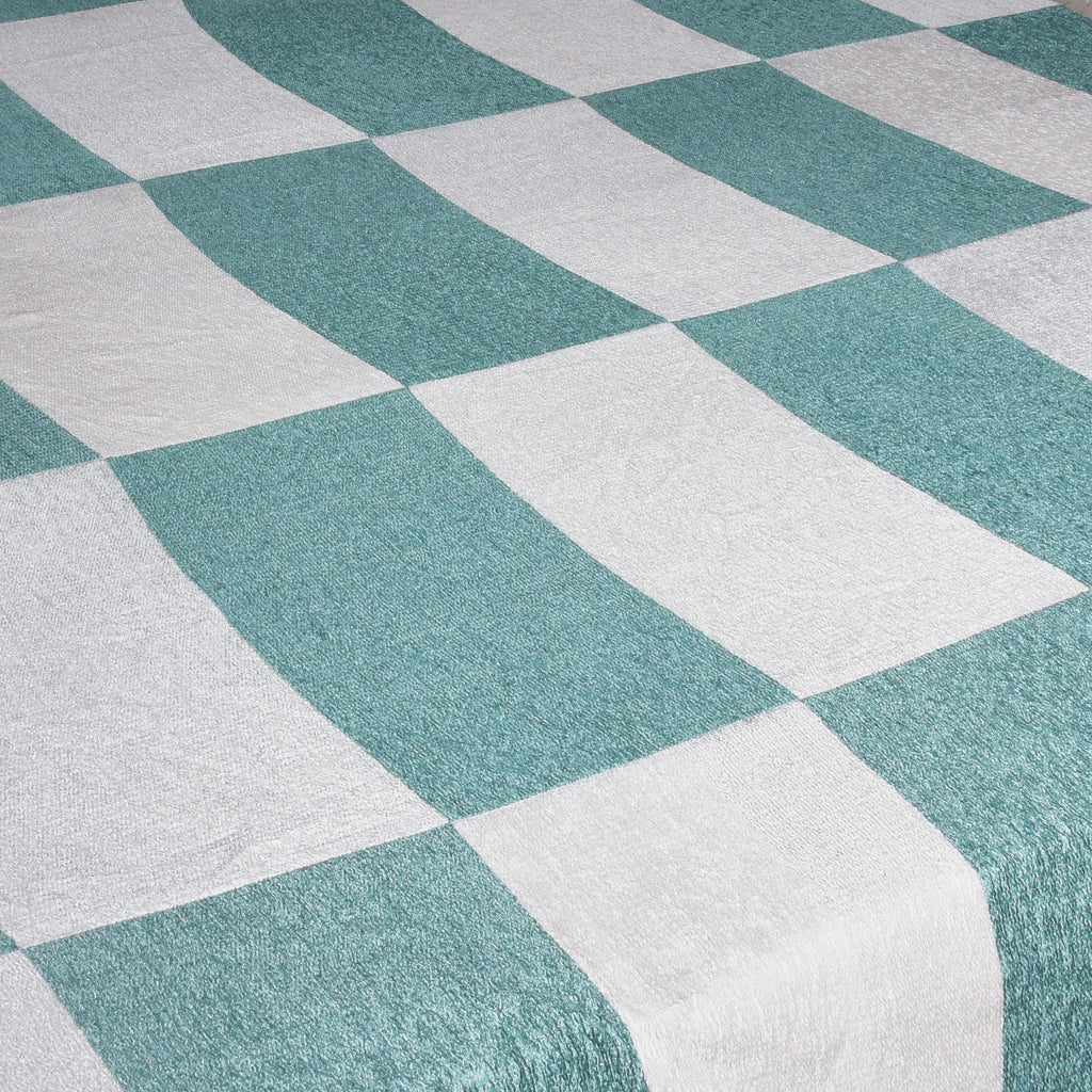 Elegant Chenille/Cotton Checkerboard Bed Cover Set