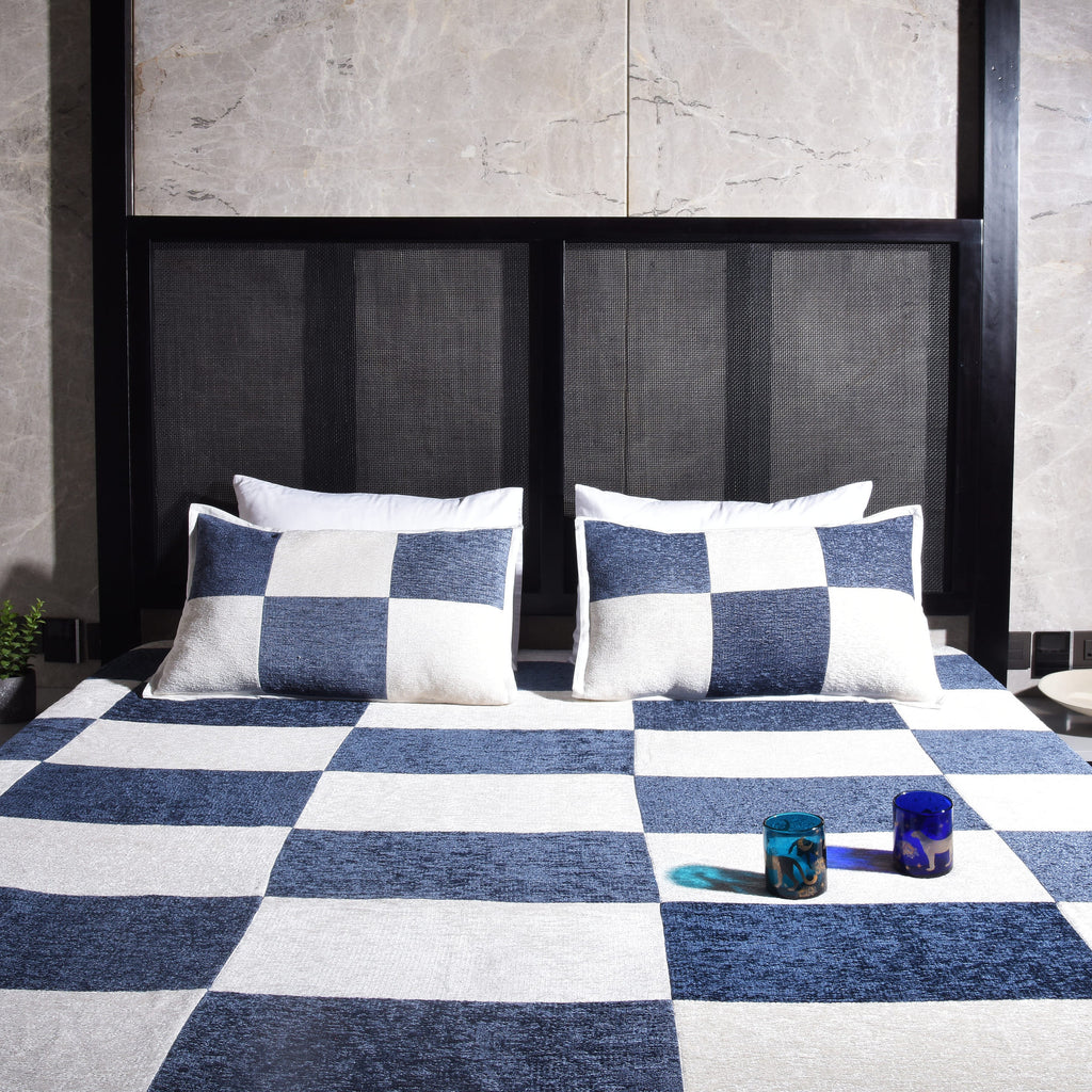 Elegant Chenille/Cotton Checkerboard Bed Cover Set