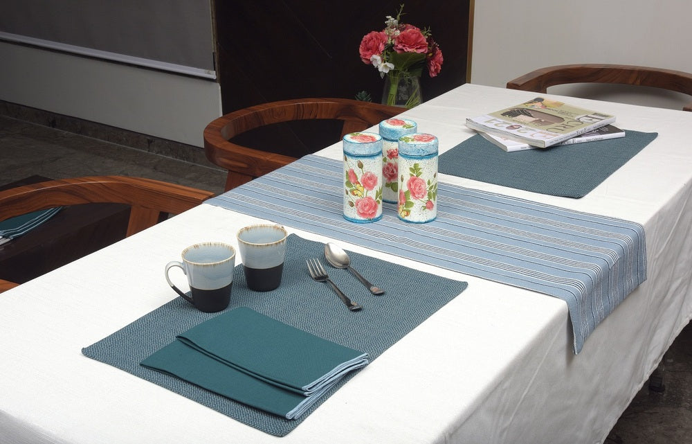Charming Woven Dobby Striped Table Set