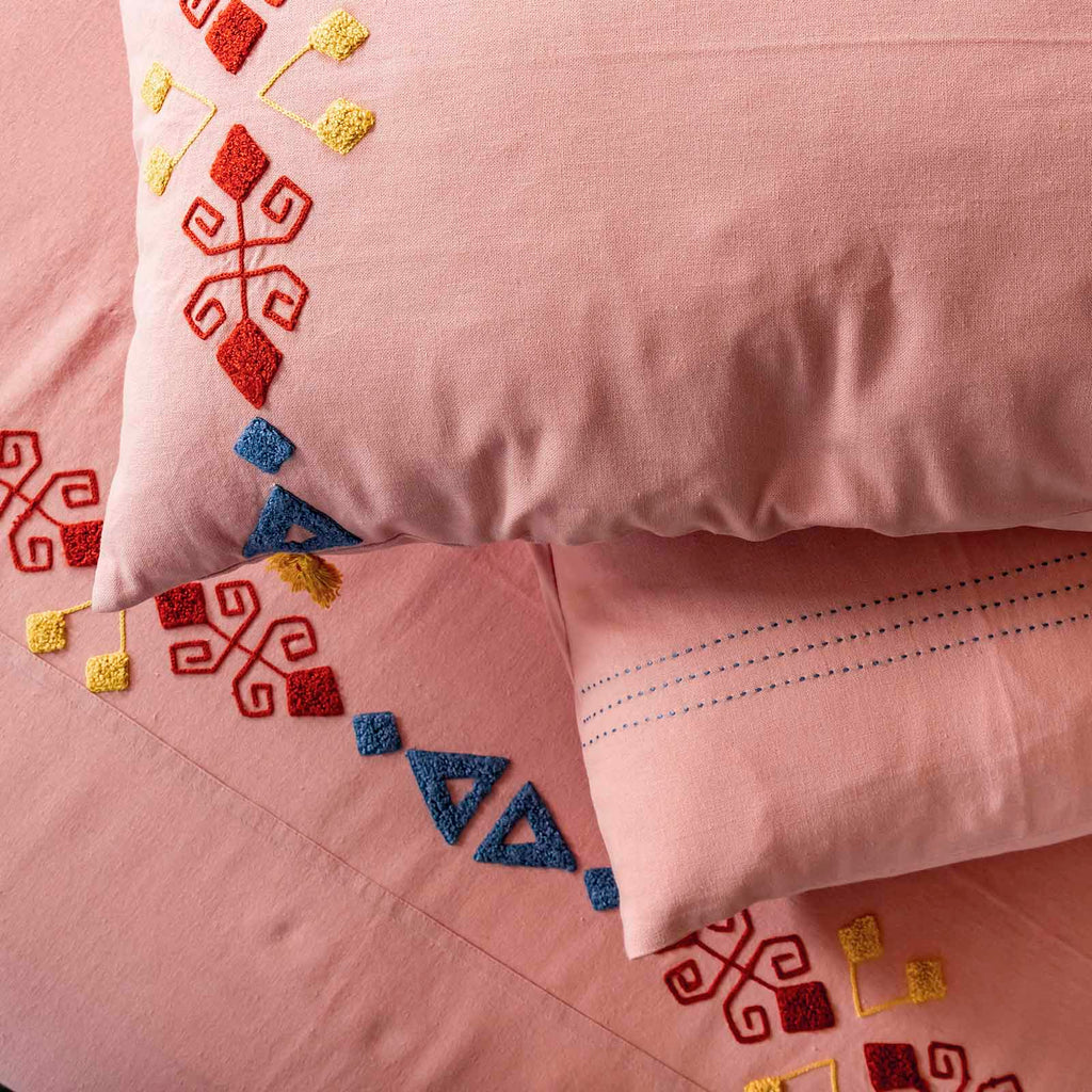 Smooth Peach Geometrical Embroidered Bed Cover Set