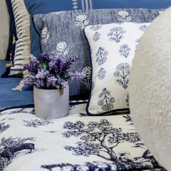 Ecrue Yarn-Dyed Woven Ribbed Cotton-Poly Bed Sheet Set – 106x106" with Velvet Piped Pillowcases (17x27")