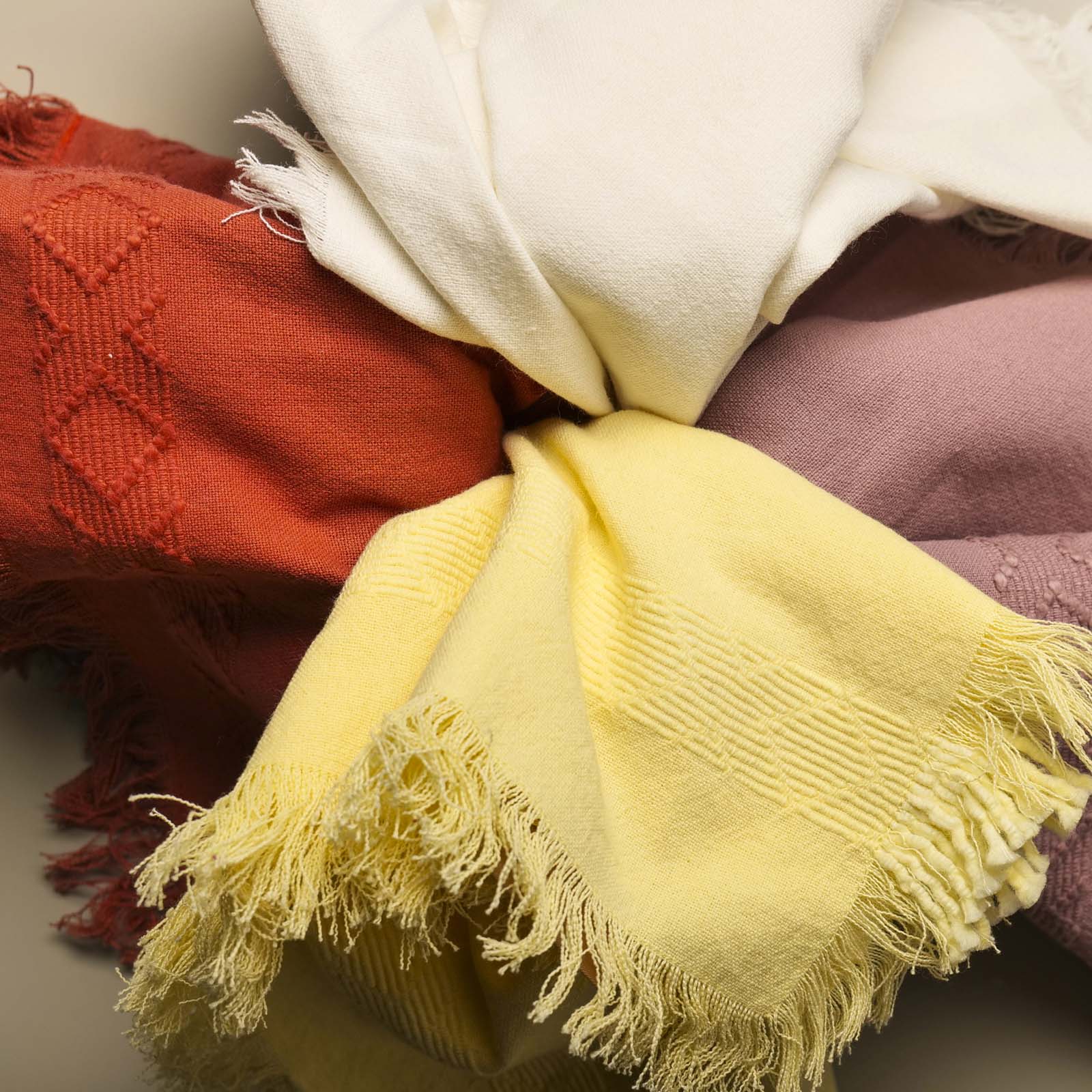 EcruE Luxury Woven Dobby Napkin Size 18x18x18'' Set of 04pieces | Elegant Home Décor Accent