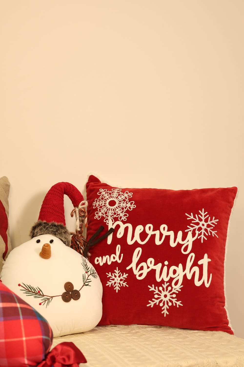 "Merry & Bright" Holiday Embroidered Throw Pillow 18x18''
