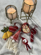 Ecrue Festive Red & Character Christmas Home Decor Combo Pack 12-Pieces Set