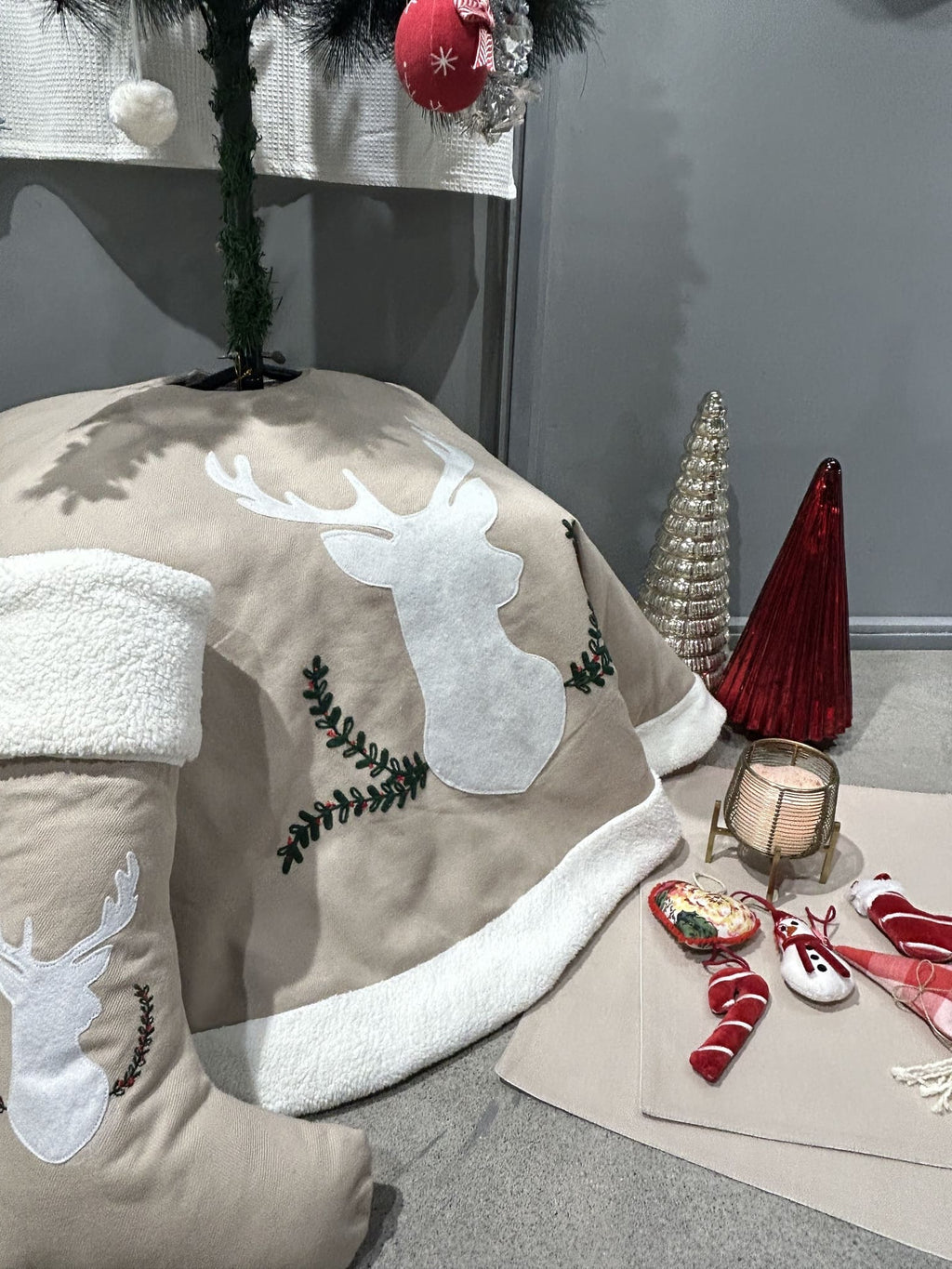 Rustic Reindeer & Beige Christmas Decor Combo Pack