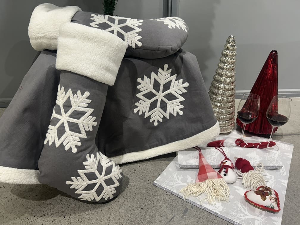 Ecrue Grey & White Winter Snowflake Christmas Decor Combo Pack 10-Piece Set
