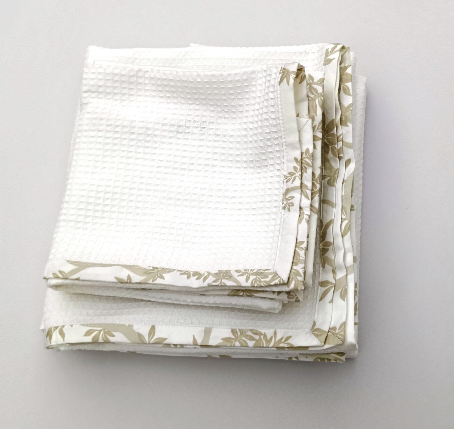 Alabaster Flora Satin-Frame White Cotton Waffle Towel Set Of 4 Pieces