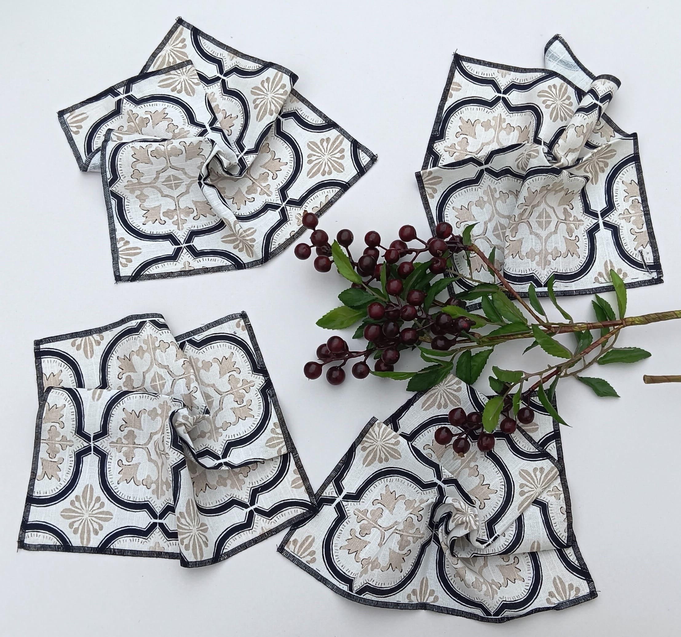 Classic Printed Napkin Set Pack Of 4 Pieces