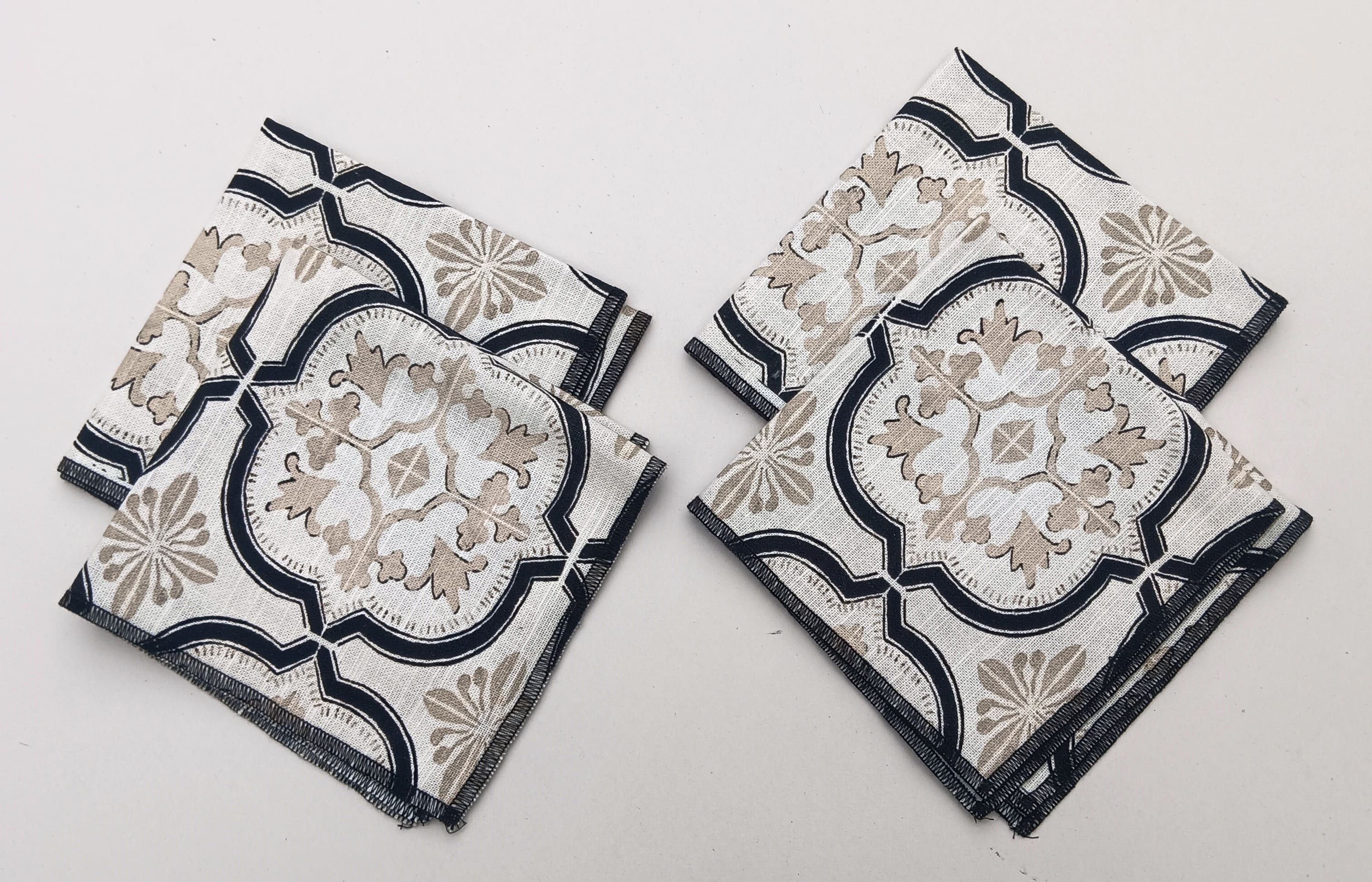 Classic Printed Napkin Set Pack Of 4 Pieces