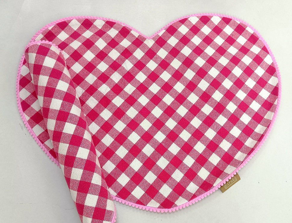 Heart-Shaped Woven Check Place Mat Set Of 2Pcs