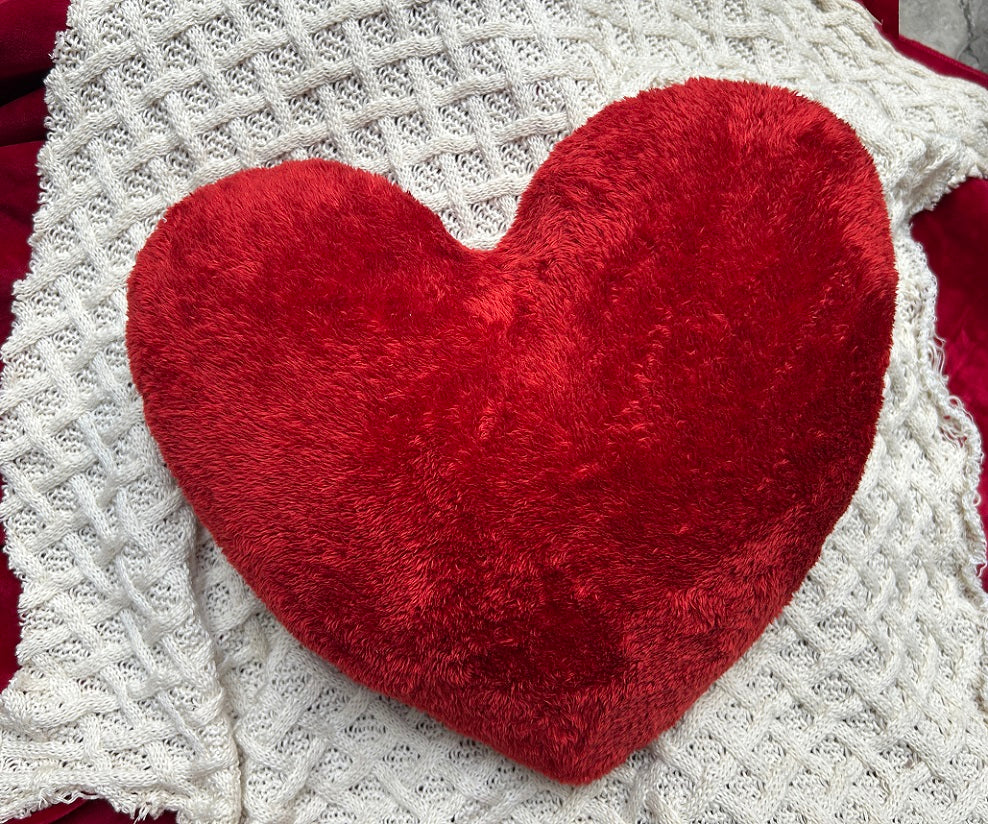 EcruE Luxury Luxurious 100% Pure Cotton Heart-Shaped Valentine's Day Cushion - 14x14 Inches - White with Plush 15 Denier Fiber Filling - Elegant Buckle Fabric & Embroidery | Elegant Home Décor Accent